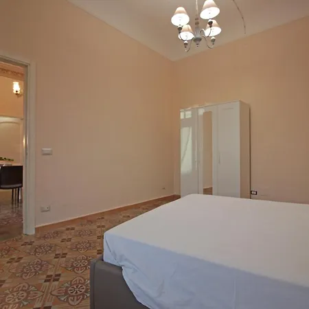 Moro By Wonderful Italy *