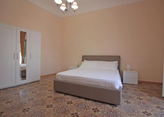 Moro By Wonderful Italy * Cefalù